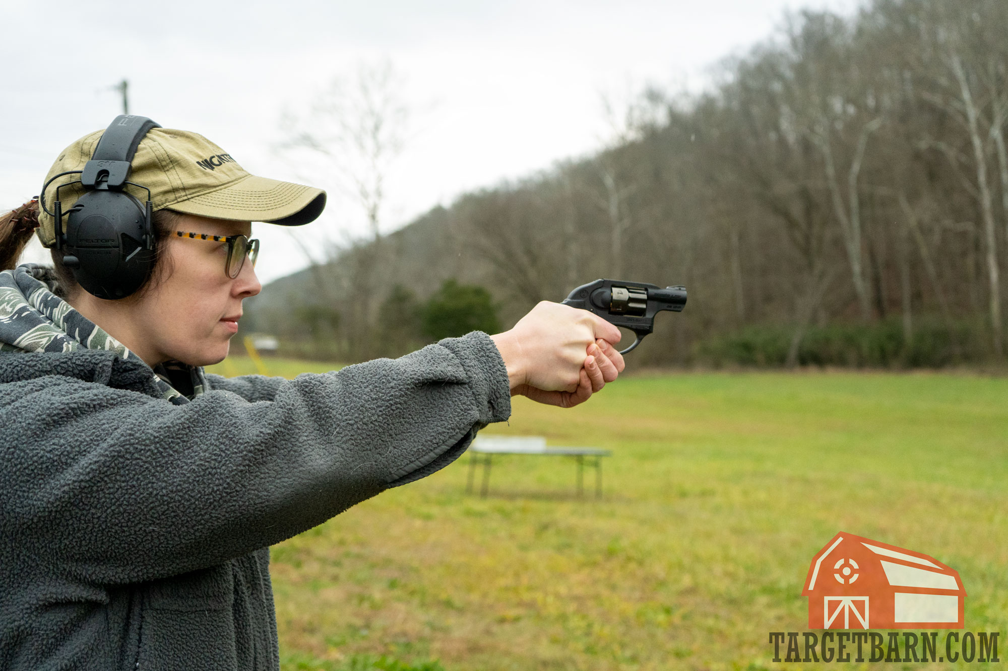 a woman shooting the ruger lcr in .22 mag